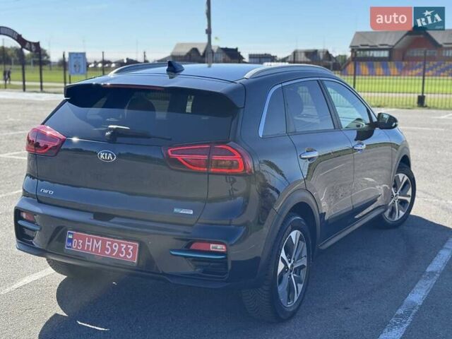 Синий Киа Niro, объемом двигателя 0 л и пробегом 104 тыс. км за 20900 $, фото 3 на Automoto.ua