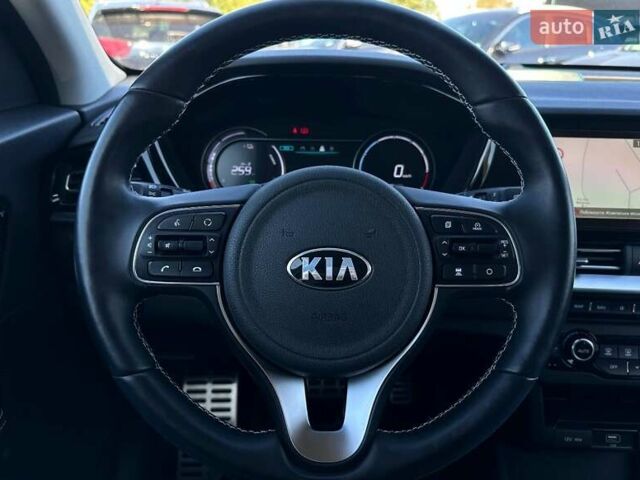 Синий Киа Niro, объемом двигателя 0 л и пробегом 45 тыс. км за 23700 $, фото 44 на Automoto.ua