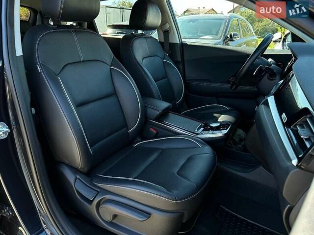 Синий Киа Niro, объемом двигателя 0 л и пробегом 45 тыс. км за 23700 $, фото 84 на Automoto.ua