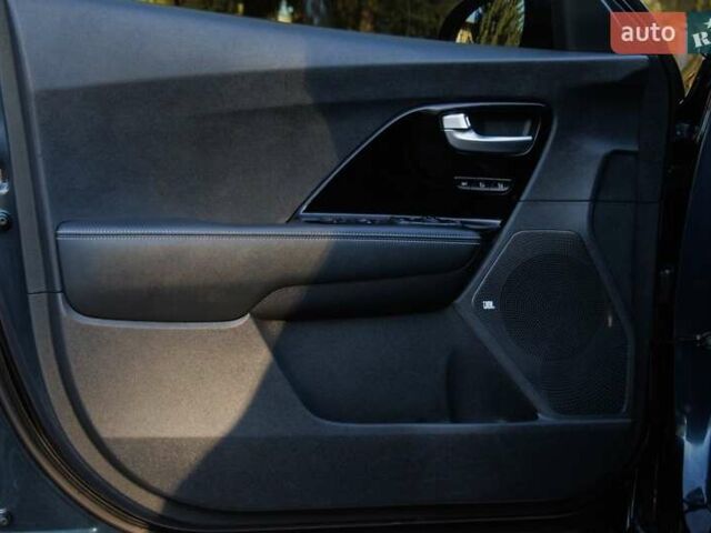 Синий Киа Niro, объемом двигателя 0 л и пробегом 125 тыс. км за 18950 $, фото 45 на Automoto.ua