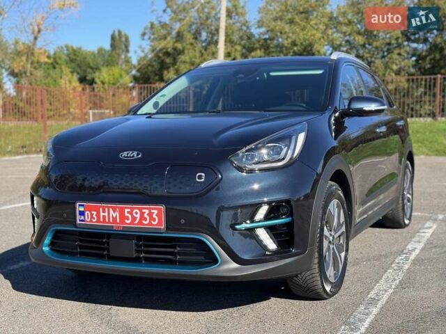 Синий Киа Niro, объемом двигателя 0 л и пробегом 104 тыс. км за 20900 $, фото 4 на Automoto.ua