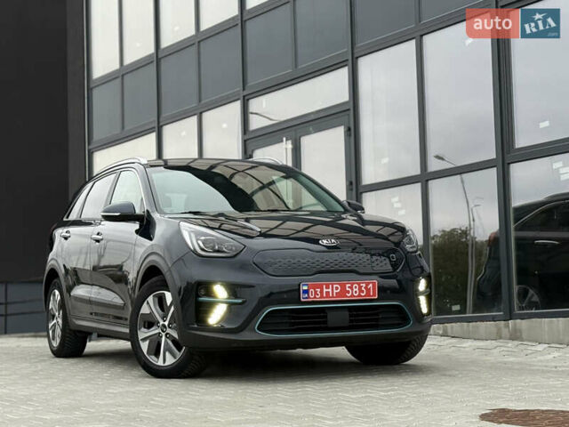 Синій Кіа Niro, об'ємом двигуна 0 л та пробігом 124 тис. км за 19950 $, фото 7 на Automoto.ua