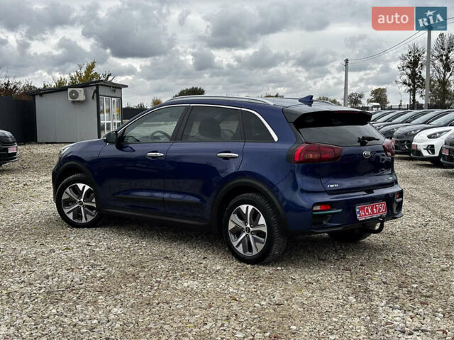 Синий Киа Niro, объемом двигателя 0 л и пробегом 60 тыс. км за 21999 $, фото 2 на Automoto.ua