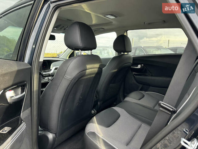 Синий Киа Niro, объемом двигателя 0 л и пробегом 46 тыс. км за 23050 $, фото 34 на Automoto.ua