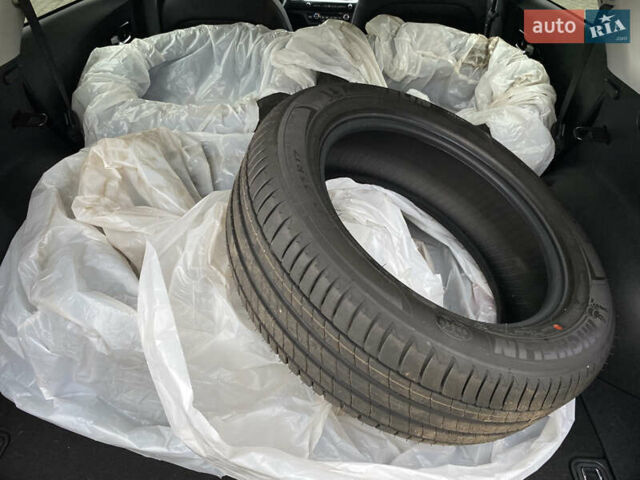 Синий Киа Niro, объемом двигателя 0 л и пробегом 24 тыс. км за 24600 $, фото 2 на Automoto.ua