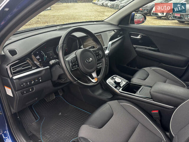 Синий Киа Niro, объемом двигателя 0 л и пробегом 60 тыс. км за 21999 $, фото 16 на Automoto.ua