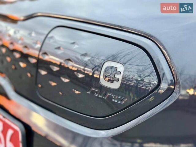 Синій Кіа Niro, об'ємом двигуна 0 л та пробігом 84 тис. км за 19450 $, фото 27 на Automoto.ua