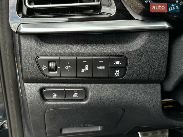 Синий Киа Niro, объемом двигателя 0 л и пробегом 46 тыс. км за 23050 $, фото 24 на Automoto.ua