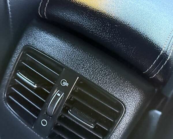 Синій Кіа Niro, об'ємом двигуна 0 л та пробігом 82 тис. км за 18950 $, фото 105 на Automoto.ua