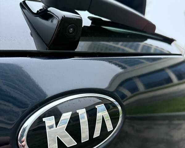 Синий Киа Niro, объемом двигателя 0 л и пробегом 138 тыс. км за 18900 $, фото 28 на Automoto.ua