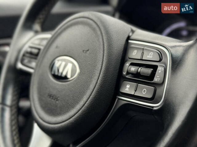 Синий Киа Niro, объемом двигателя 0 л и пробегом 147 тыс. км за 19500 $, фото 46 на Automoto.ua
