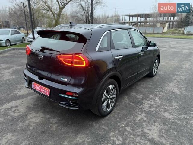 Синій Кіа Niro, об'ємом двигуна 0 л та пробігом 138 тис. км за 18900 $, фото 9 на Automoto.ua