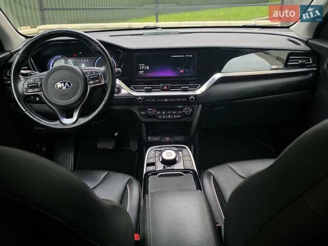 Синий Киа Niro, объемом двигателя 0 л и пробегом 139 тыс. км за 18950 $, фото 27 на Automoto.ua