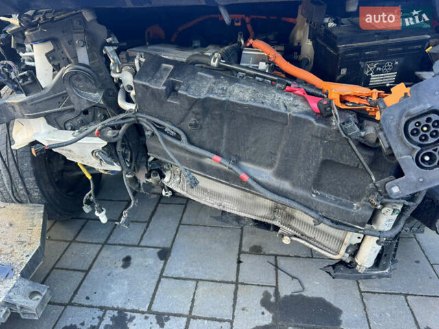 Синій Кіа Niro, об'ємом двигуна 0 л та пробігом 67 тис. км за 10777 $, фото 5 на Automoto.ua