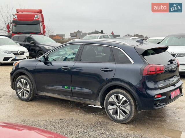 Синій Кіа Niro, об'ємом двигуна 0 л та пробігом 67 тис. км за 19000 $, фото 19 на Automoto.ua