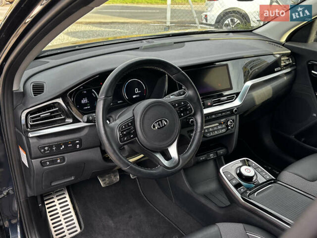 Синий Киа Niro, объемом двигателя 0 л и пробегом 46 тыс. км за 23050 $, фото 21 на Automoto.ua