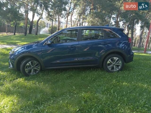 Синий Киа Niro, объемом двигателя 0 л и пробегом 49 тыс. км за 16980 $, фото 4 на Automoto.ua