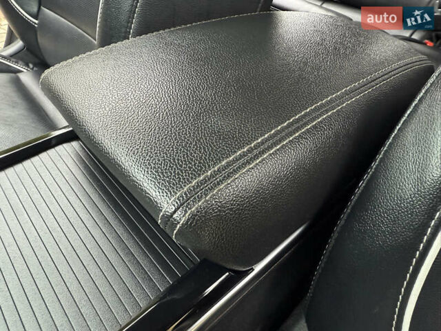 Синій Кіа Niro, об'ємом двигуна 0 л та пробігом 87 тис. км за 19950 $, фото 23 на Automoto.ua