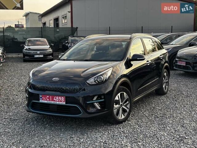 Синій Кіа Niro, об'ємом двигуна 0 л та пробігом 112 тис. км за 18800 $, фото 3 на Automoto.ua