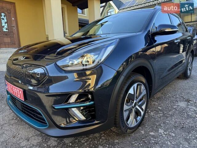 Синій Кіа Niro, об'ємом двигуна 0 л та пробігом 82 тис. км за 18950 $, фото 1 на Automoto.ua