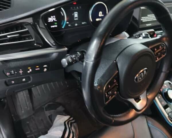 Синий Киа Niro, объемом двигателя 0 л и пробегом 96 тыс. км за 21500 $, фото 9 на Automoto.ua