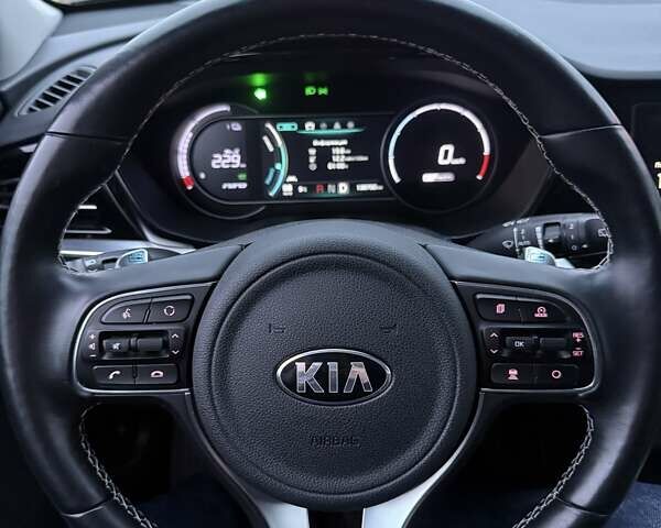 Синий Киа Niro, объемом двигателя 0 л и пробегом 138 тыс. км за 18900 $, фото 14 на Automoto.ua
