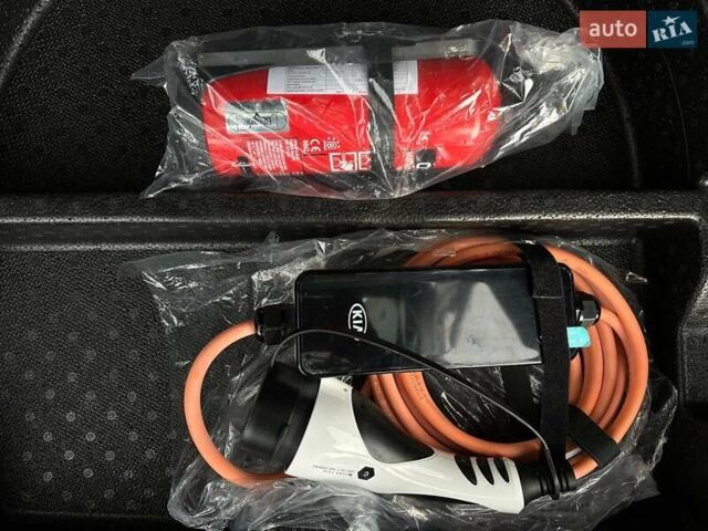 Синий Киа Niro, объемом двигателя 0 л и пробегом 62 тыс. км за 23600 $, фото 80 на Automoto.ua