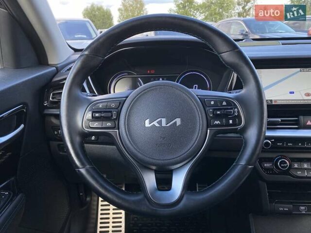 Синий Киа Niro, объемом двигателя 0 л и пробегом 70 тыс. км за 23200 $, фото 30 на Automoto.ua