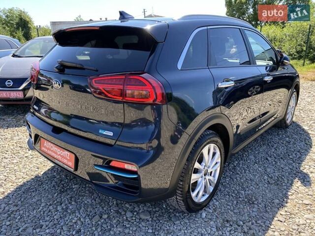 Синий Киа Niro, объемом двигателя 0 л и пробегом 105 тыс. км за 21500 $, фото 13 на Automoto.ua
