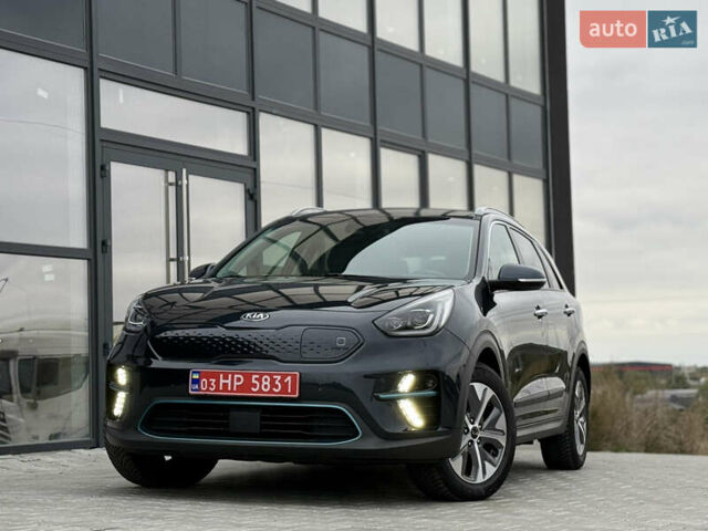 Синій Кіа Niro, об'ємом двигуна 0 л та пробігом 124 тис. км за 19950 $, фото 5 на Automoto.ua