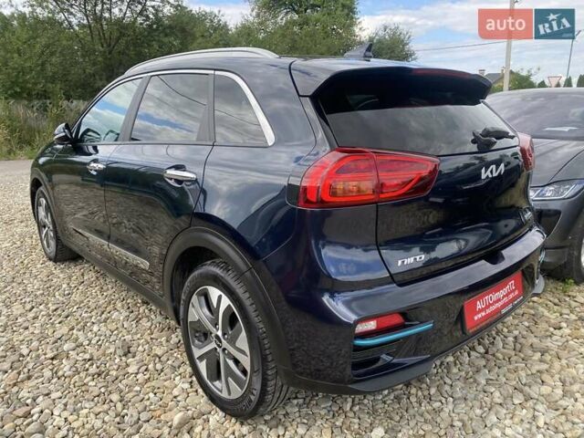 Синій Кіа Niro, об'ємом двигуна 0 л та пробігом 70 тис. км за 23200 $, фото 10 на Automoto.ua