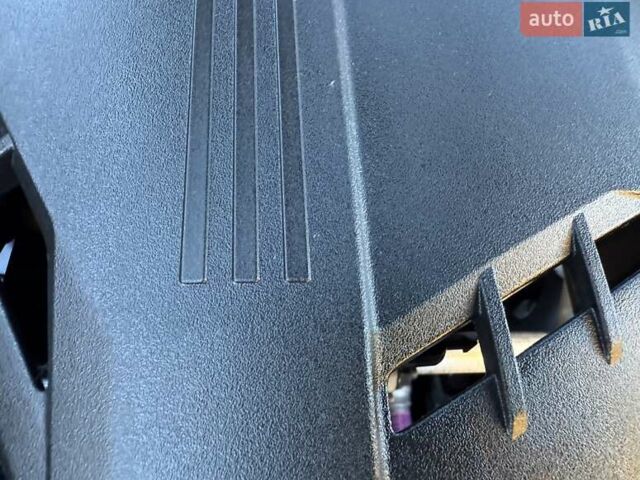 Синій Кіа Niro, об'ємом двигуна 0 л та пробігом 82 тис. км за 18950 $, фото 35 на Automoto.ua