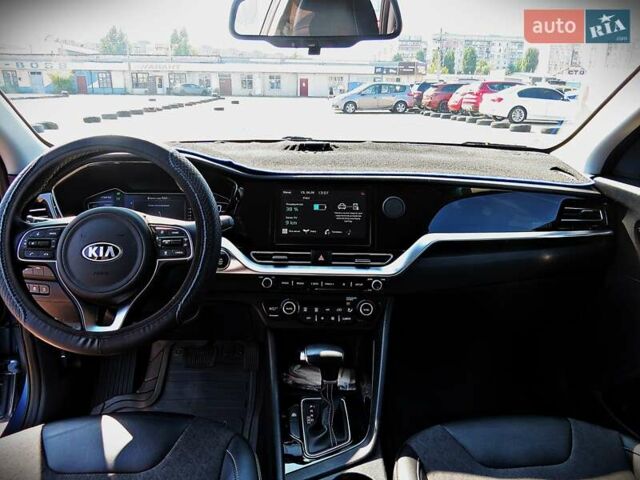 Синій Кіа Niro, об'ємом двигуна 1.58 л та пробігом 35 тис. км за 23900 $, фото 18 на Automoto.ua