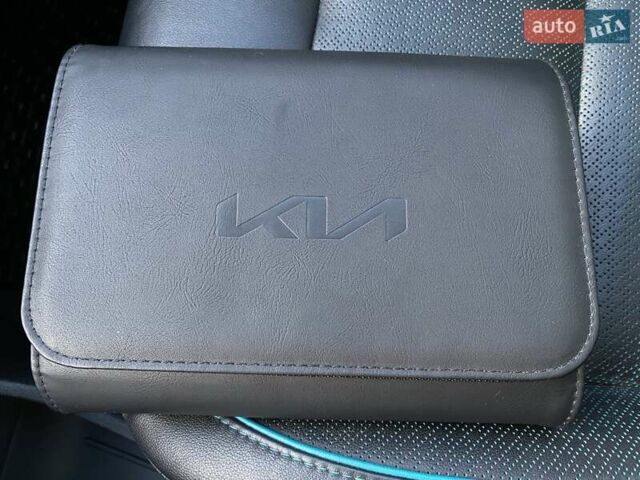 Синий Киа Niro, объемом двигателя 0 л и пробегом 70 тыс. км за 23200 $, фото 46 на Automoto.ua