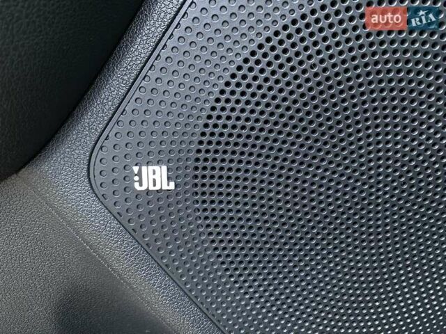 Синий Киа Niro, объемом двигателя 0 л и пробегом 123 тыс. км за 20600 $, фото 6 на Automoto.ua