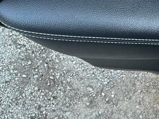 Синій Кіа Niro, об'ємом двигуна 0 л та пробігом 82 тис. км за 18950 $, фото 82 на Automoto.ua