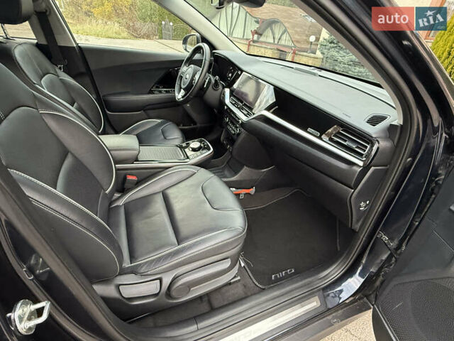 Синій Кіа Niro, об'ємом двигуна 0 л та пробігом 136 тис. км за 19350 $, фото 33 на Automoto.ua