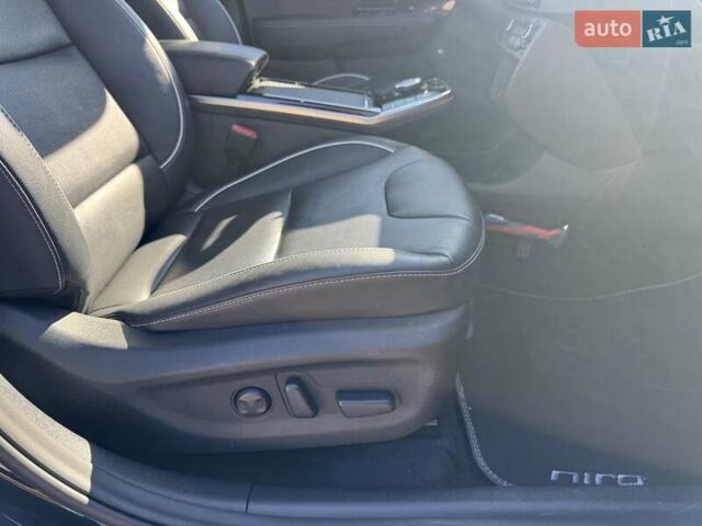 Синий Киа Niro, объемом двигателя 0 л и пробегом 104 тыс. км за 20900 $, фото 34 на Automoto.ua