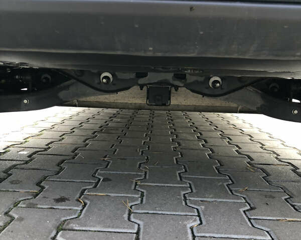 Синій Кіа Niro, об'ємом двигуна 0 л та пробігом 85 тис. км за 21850 $, фото 14 на Automoto.ua