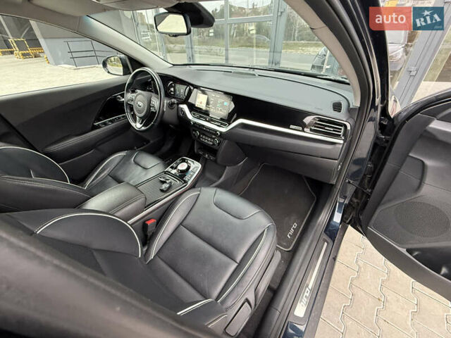 Синій Кіа Niro, об'ємом двигуна 0 л та пробігом 124 тис. км за 19950 $, фото 57 на Automoto.ua