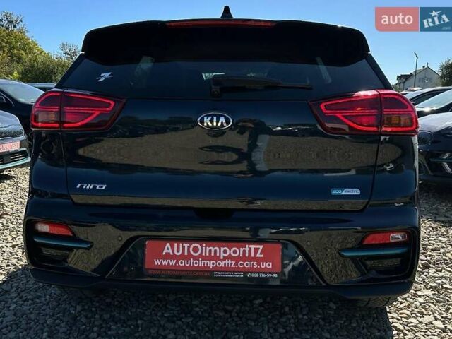 Синий Киа Niro, объемом двигателя 0 л и пробегом 45 тыс. км за 23700 $, фото 23 на Automoto.ua