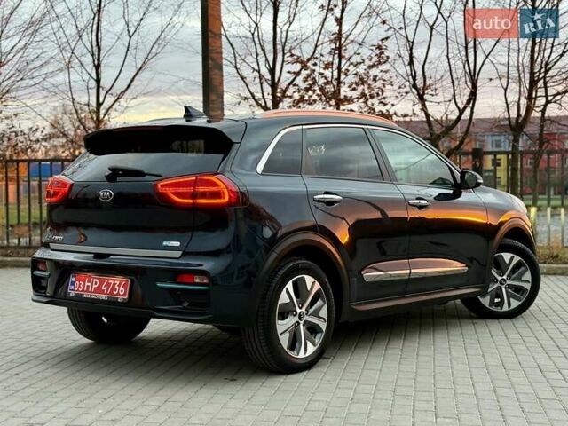 Синій Кіа Niro, об'ємом двигуна 0 л та пробігом 84 тис. км за 19450 $, фото 19 на Automoto.ua