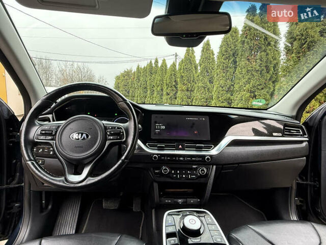 Синій Кіа Niro, об'ємом двигуна 0 л та пробігом 87 тис. км за 18999 $, фото 29 на Automoto.ua