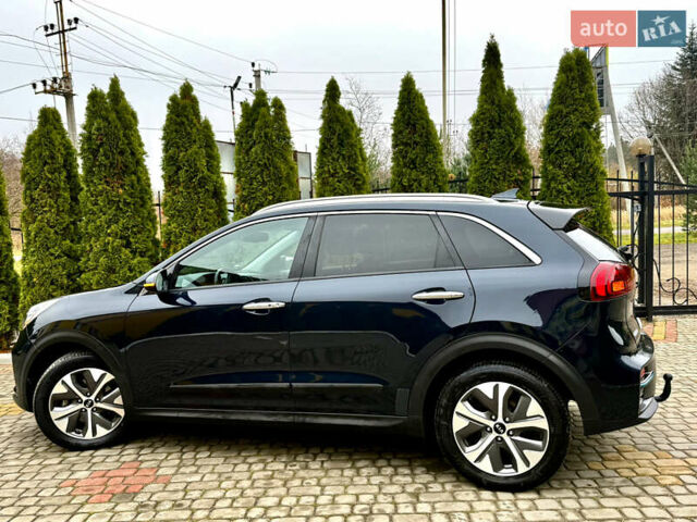 Синій Кіа Niro, об'ємом двигуна 0 л та пробігом 87 тис. км за 18999 $, фото 13 на Automoto.ua