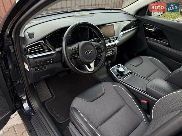 Синий Киа Niro, объемом двигателя 0 л и пробегом 149 тыс. км за 19700 $, фото 15 на Automoto.ua