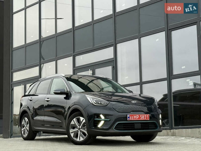 Синій Кіа Niro, об'ємом двигуна 0 л та пробігом 124 тис. км за 19950 $, фото 9 на Automoto.ua