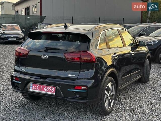 Синій Кіа Niro, об'ємом двигуна 0 л та пробігом 112 тис. км за 18800 $, фото 4 на Automoto.ua