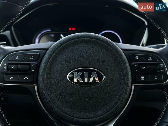 Синій Кіа Niro, об'ємом двигуна 0 л та пробігом 62 тис. км за 24600 $, фото 50 на Automoto.ua