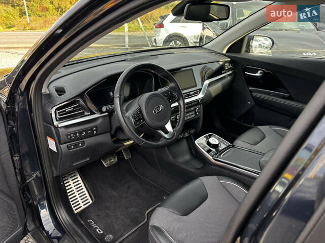 Синій Кіа Niro, об'ємом двигуна 0 л та пробігом 46 тис. км за 23050 $, фото 20 на Automoto.ua