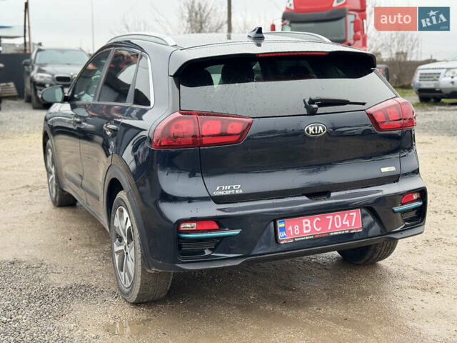 Синій Кіа Niro, об'ємом двигуна 0 л та пробігом 67 тис. км за 19000 $, фото 17 на Automoto.ua